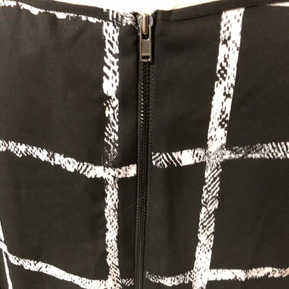 New Decree black  White windowpane print Tunic top - Picture 5 of 7